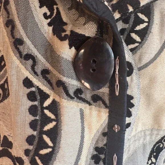 Reversible Jacquard Tapestry Jacket - Picture 8 of 10